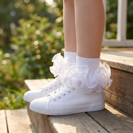 Women's Fluffy 4-Layer Ruffle Socks lifestyle product image 1