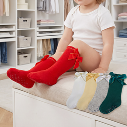 Baby Girl Ruffle Knee-High Socks with Bows lifestyle product image 20260713 1