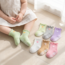 Girls Ruffle Grip Crew Socks, Heart Design lifestyle product image 20260713 1