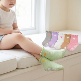 Girls Ruffle Grip Crew Socks, Heart Design lifestyle product image 20260713 4