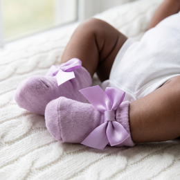 6 Pack Preemie Hats Mittens and Socks Set,Newborn Cotton Bow Caps and No Scratch Preemie Mittens Socks for Infant Baby Girl New Born 0-6 Months lifestyle product image 6