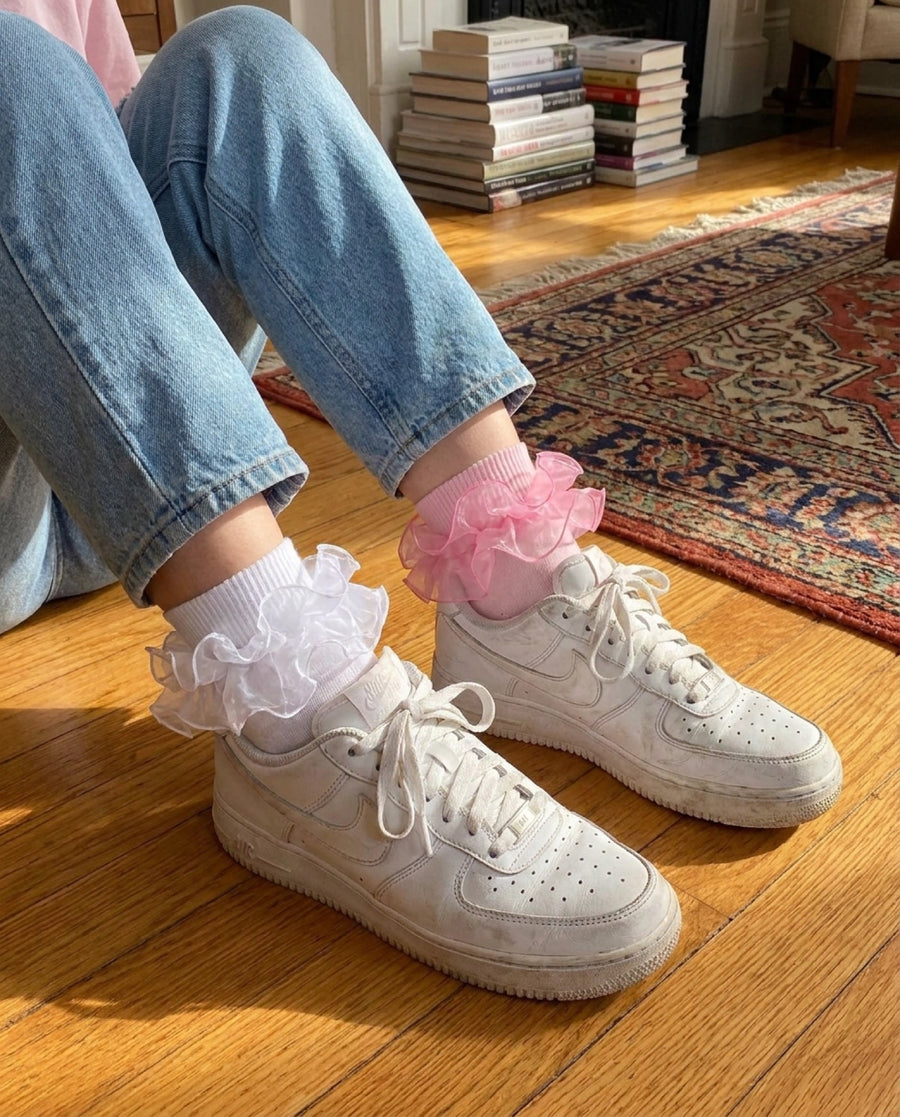 Frillora sock styling moment 12
