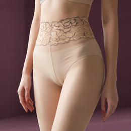 FRILLORA SW110 hosiery in a styled indoor setting