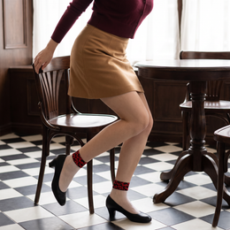 FRILLORA SW187 hosiery in a styled indoor setting