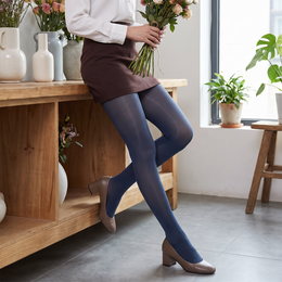 FRILLORA SW120 hosiery in a styled indoor setting