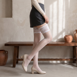 FRILLORA SW220 hosiery in a styled indoor setting