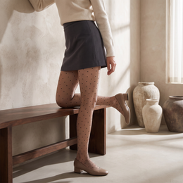FRILLORA SW195 hosiery in a styled indoor setting