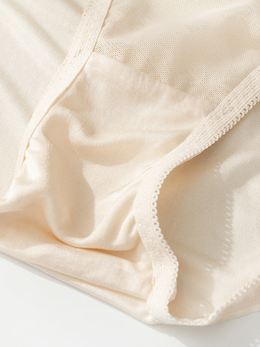 Bow Detail Silk Lace Briefs in Nude