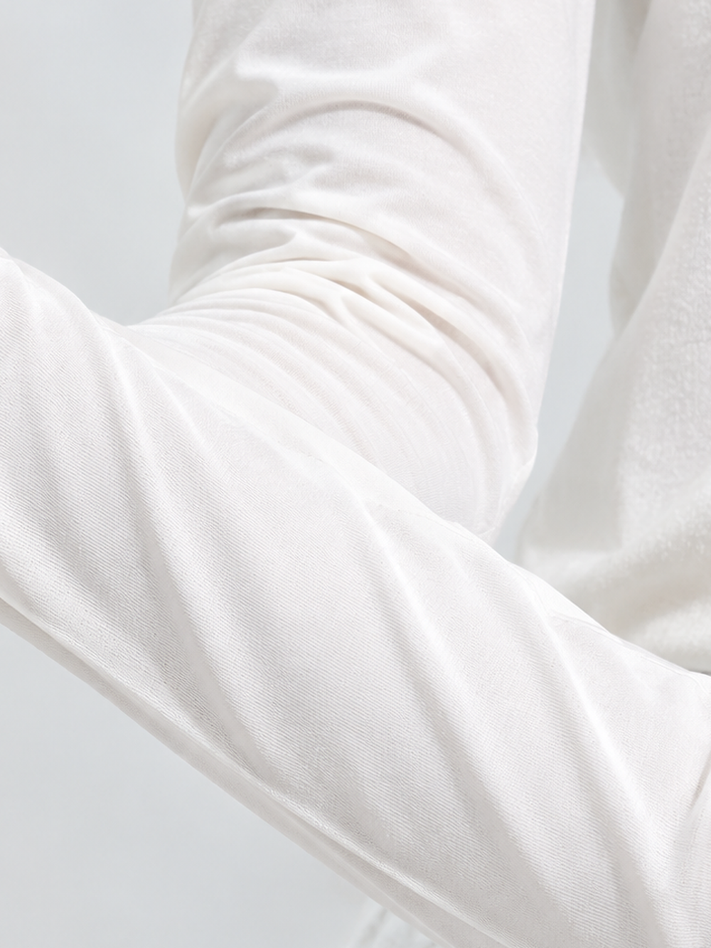 Fingerless Silk Viscose Arm Sleeves in White