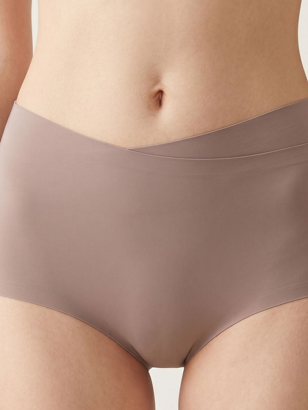 High Rise Smooth Briefs with Silk Gusset in Gray