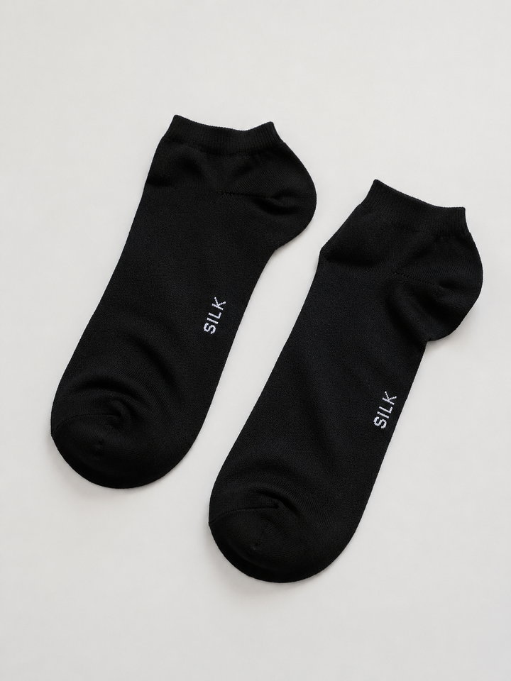 Lyocell Blend Mesh Low Cut Socks in Black (Women)