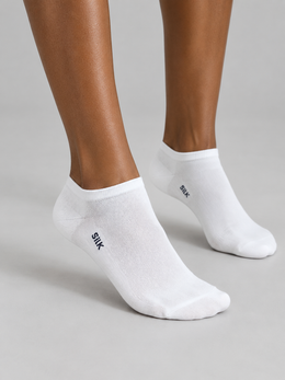 Lyocell Blend Mesh Low Cut Socks in White (Women)