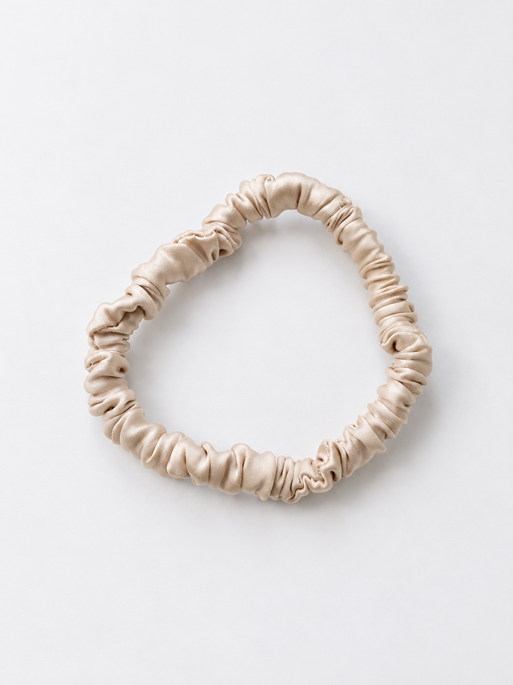 Slim Stretch Silk Satin Scrunchie in Champagne
