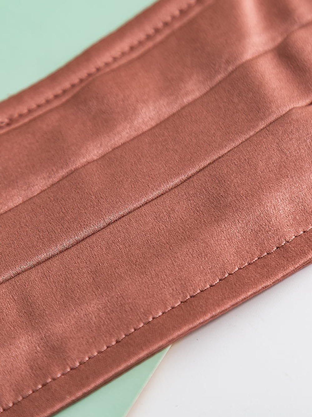 Stretch Silk Fabric Face Covering in Pink